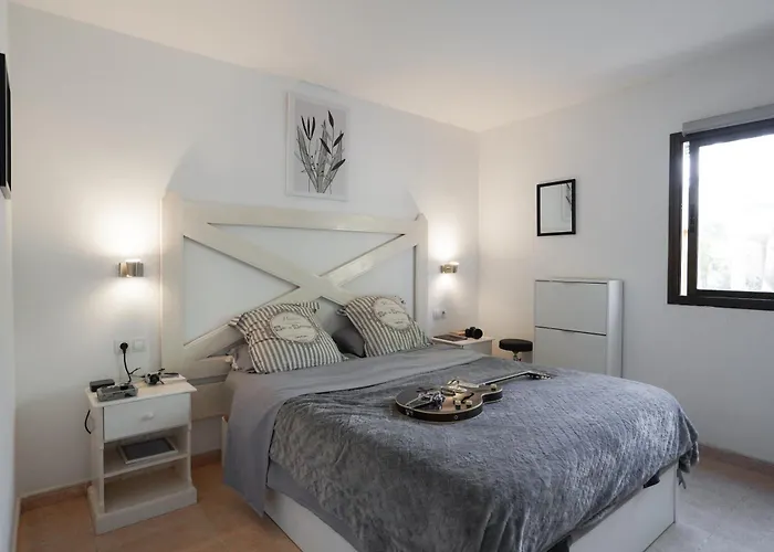 Private - Fast Wi-fi - Pool Apartmán