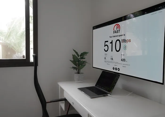 Apartment Private - Fast Wi-fi - Pool