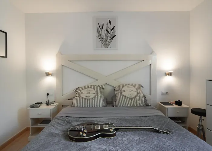 Private - Fast Wi-fi - Pool Apartment *