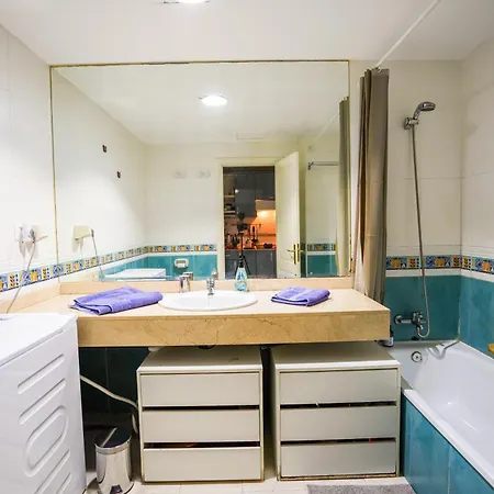 דירה Private - Fast Wi-fi - Pool קורלחו